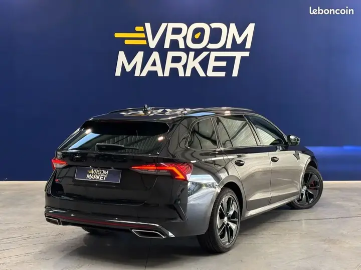 Skoda Octavia 2021 photo 3