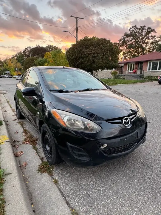 Mazda 2 2011 photo 5