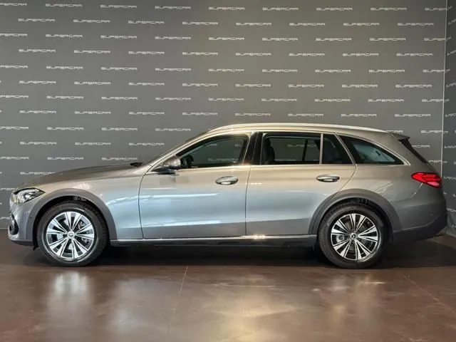 Mercedes-Benz C 220 2023 photo 5