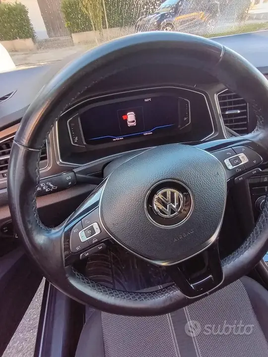 Volkswagen T-Roc 2018 photo 5