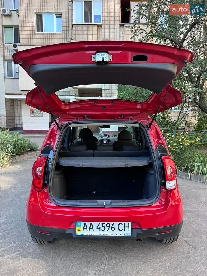 Mitsubishi Colt 2010 photo 2