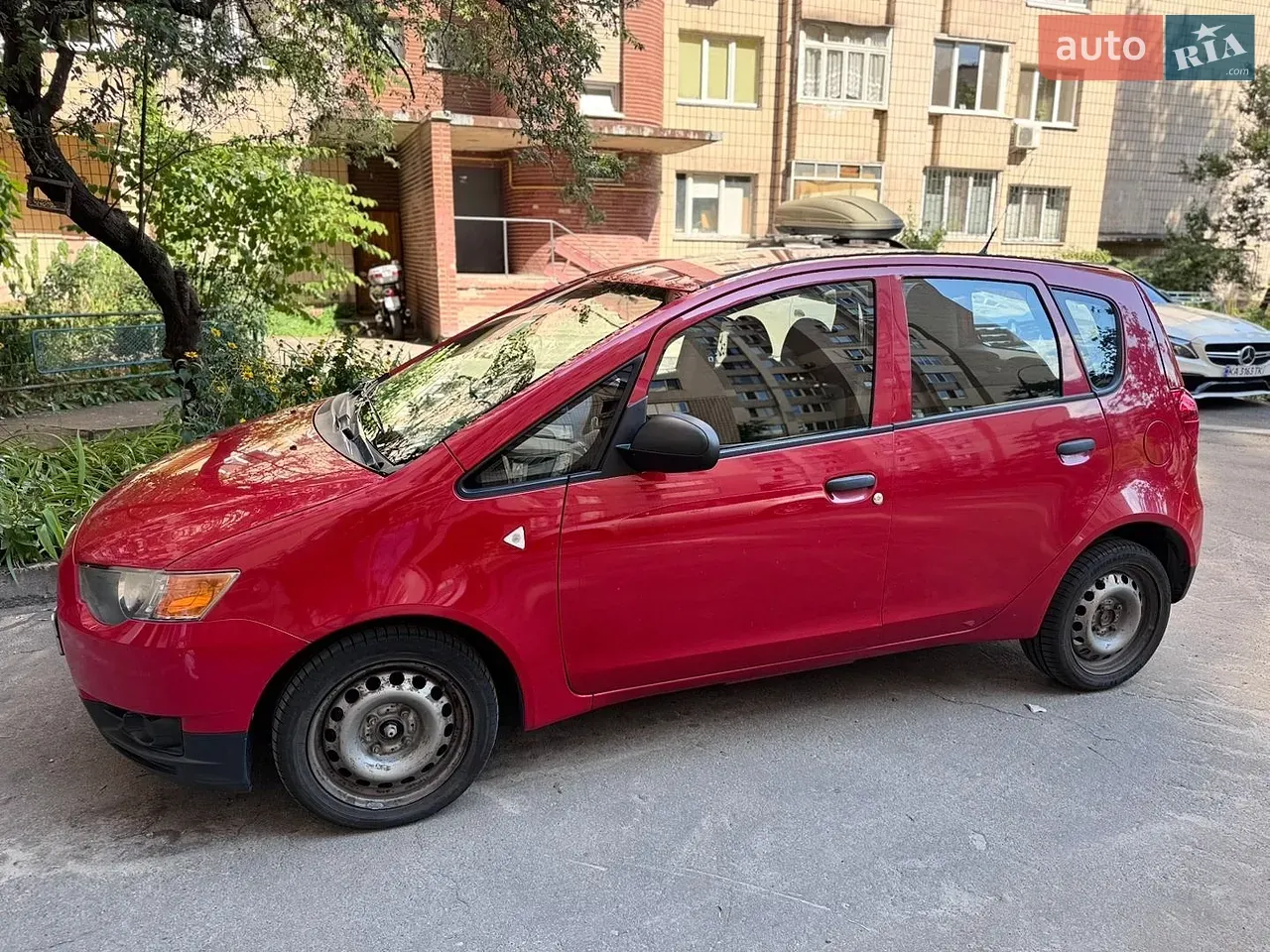 Mitsubishi Colt 2010 photo 3
