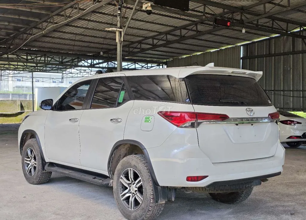 Toyota Fortuner 2025 photo 4