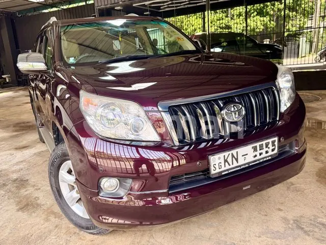 Toyota Land Cruiser Prado 2010 photo 2