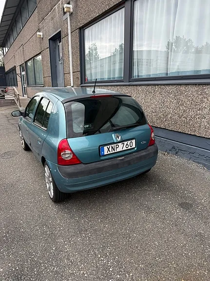 Renault Clio 2006 photo 3