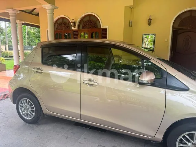 Toyota Vitz 2015 photo 3
