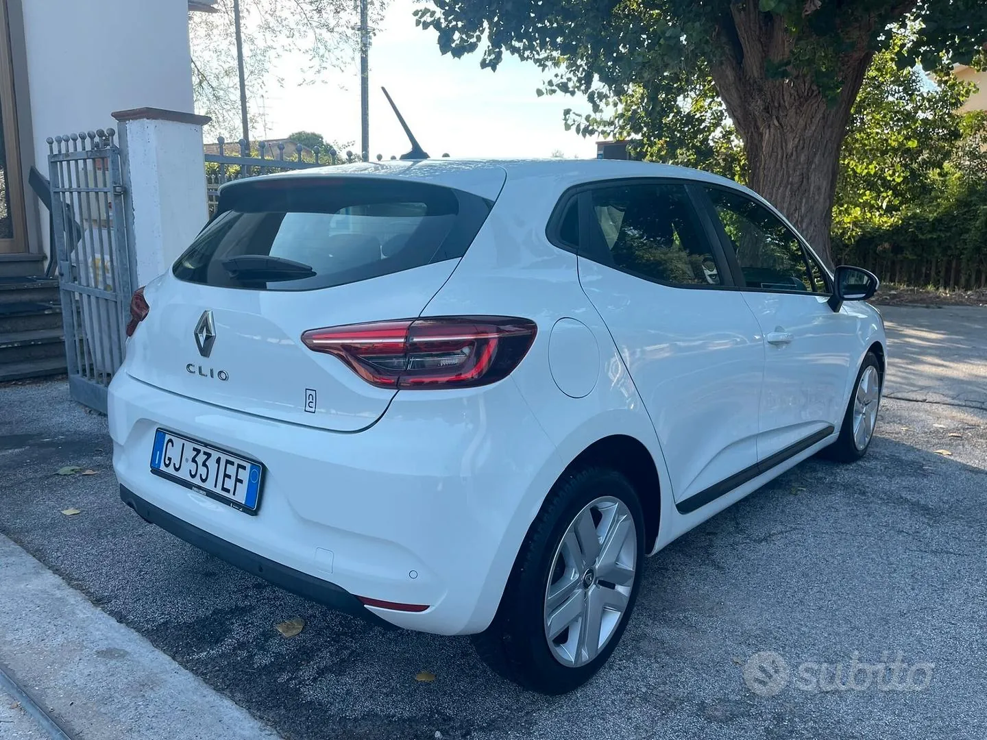 Renault Clio 2022 photo 4