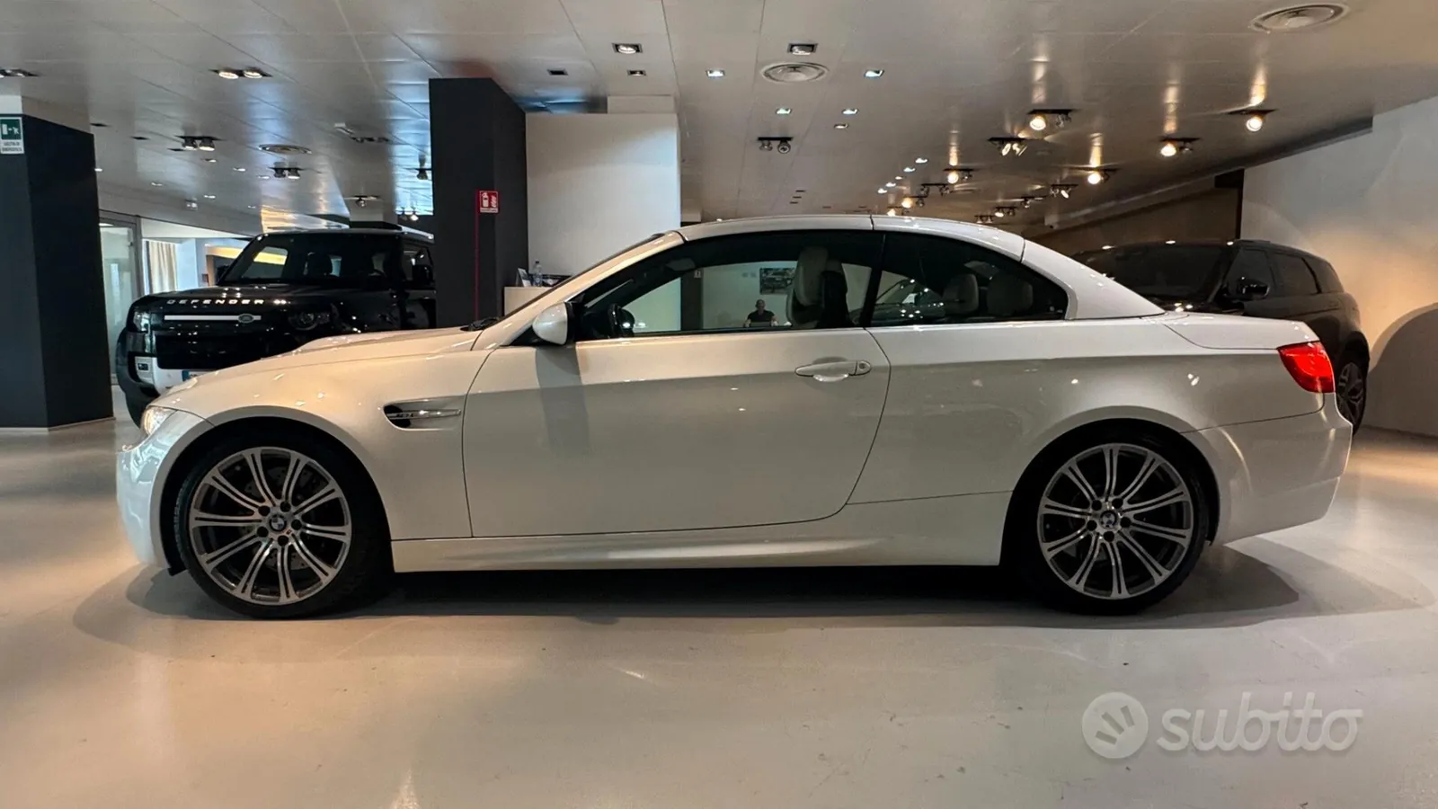 BMW M3 2010 photo 5