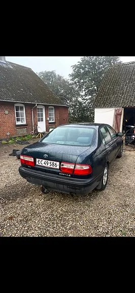 Toyota Carina 1995 photo 2