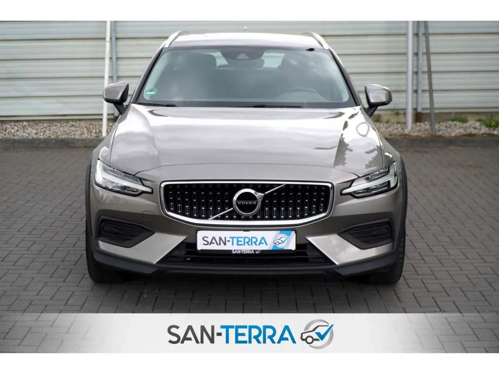 Volvo V60 2020 photo 3