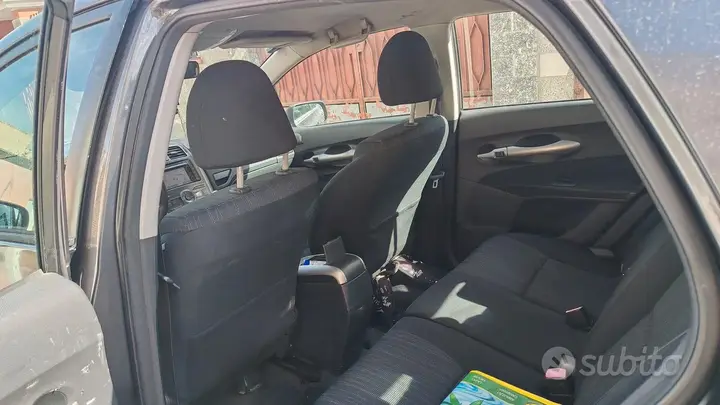 Toyota Auris 2009 photo 5