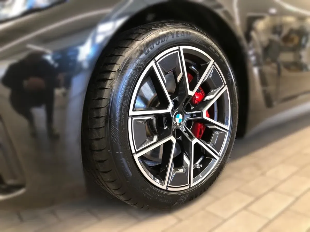 BMW 4 Series 2025 photo 3