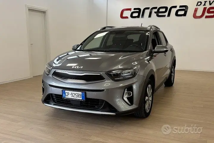 Kia Stonic 2023 photo 3