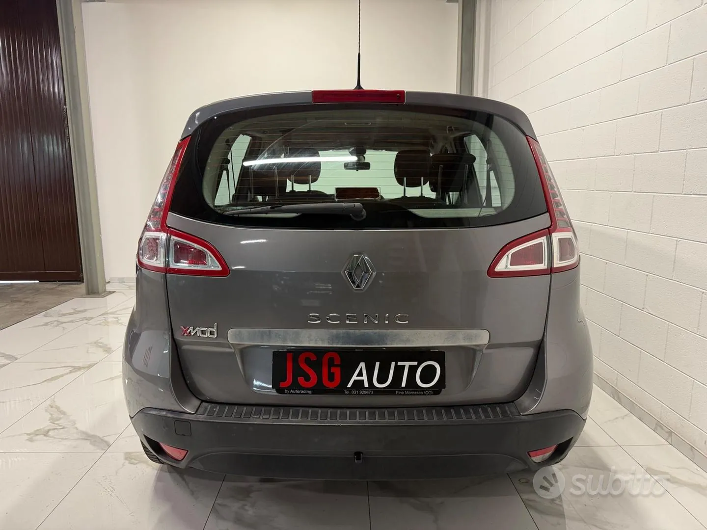 Renault Scenic 2011 photo 4