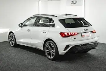 Audi A3 2025 photo 4