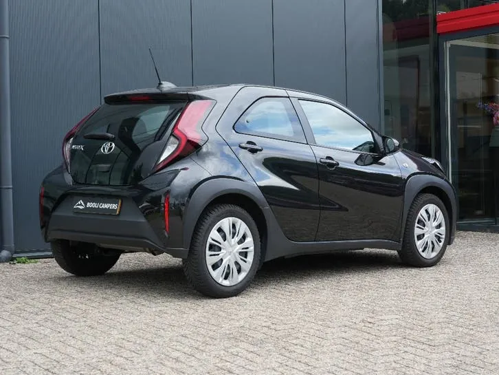 Toyota Aygo X 2023 photo 2