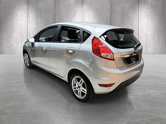 Ford Fiesta 2013 photo 5