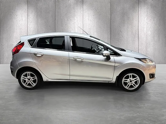 Ford Fiesta 2013 photo 4