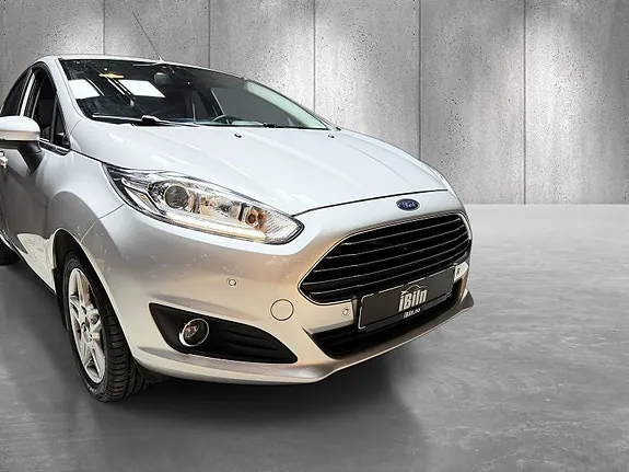 Ford Fiesta 2013 photo 2
