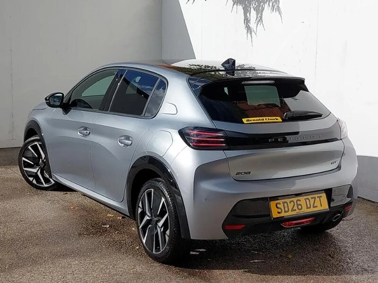 Peugeot 208 2026 photo 2
