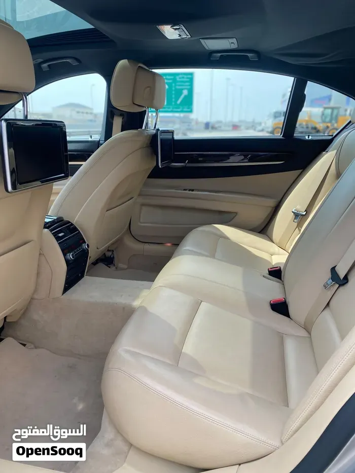 BMW 7 Series 2015 photo 3