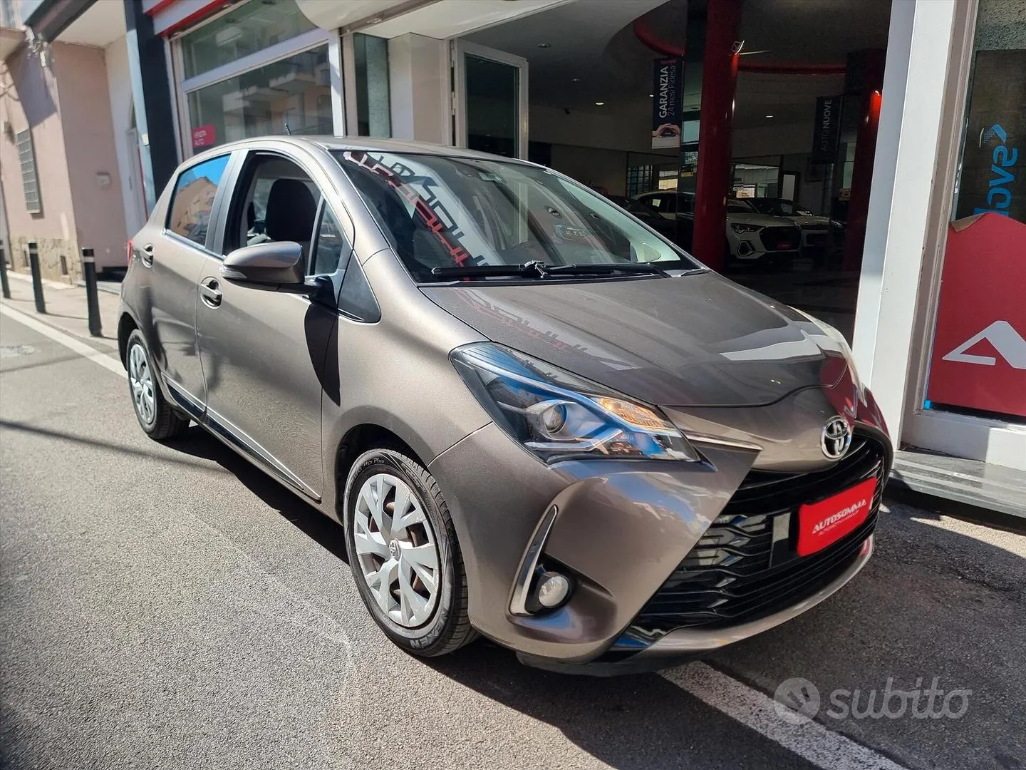 Toyota Yaris 2018 photo 2