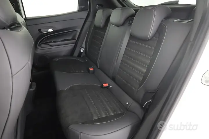 Alfa Romeo Junior 2026 photo 3