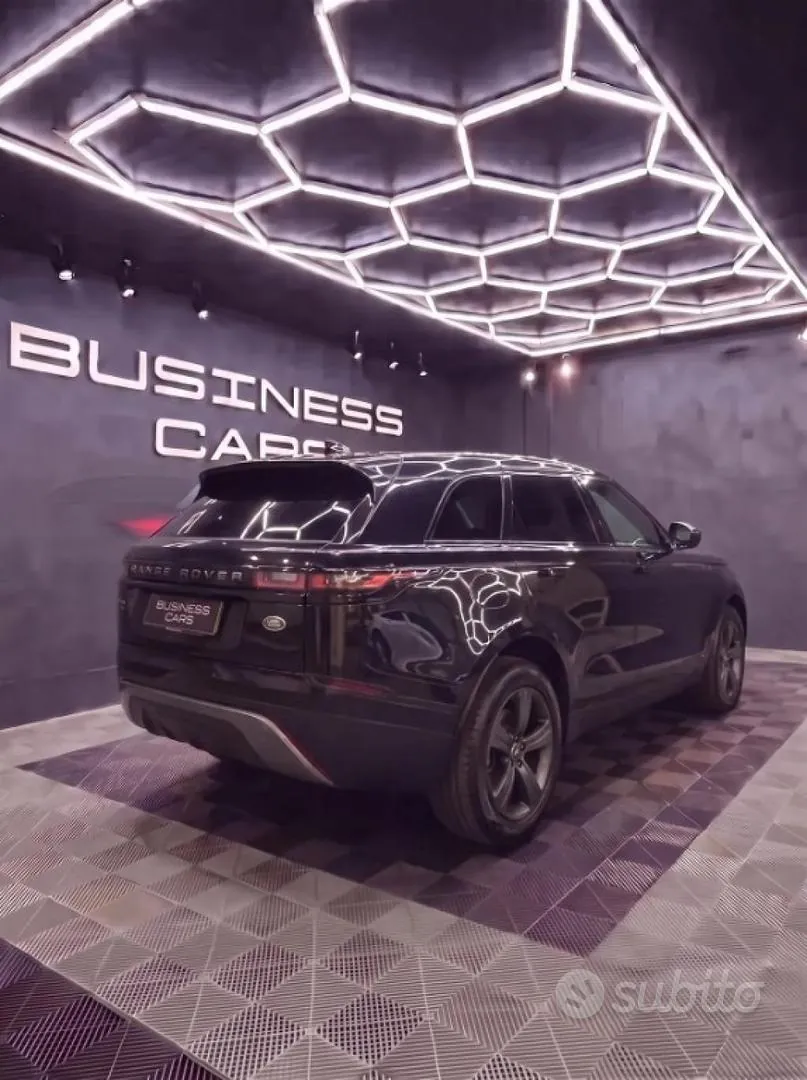 Land Rover Range Rover Velar 2019 photo 2