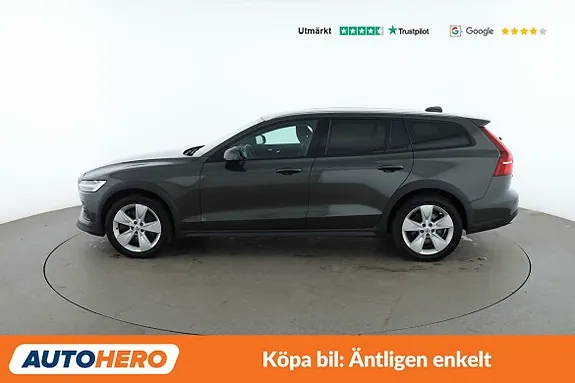 Volvo V60 Cross Country 2019 photo 2