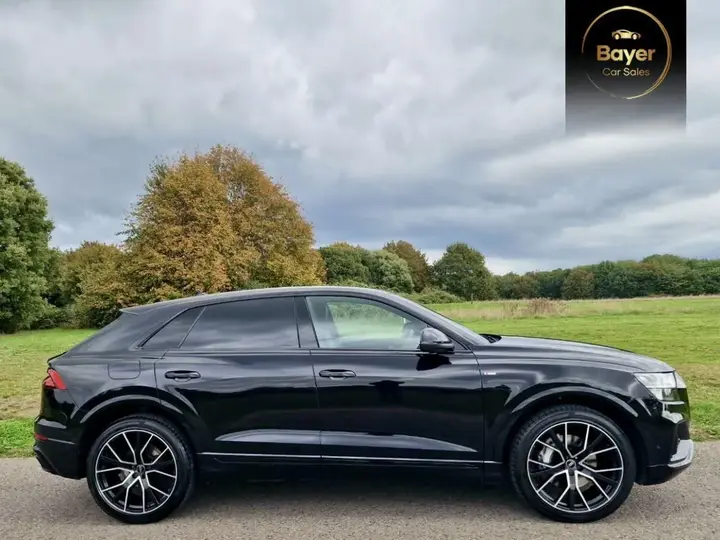 Audi Q8 2021 photo 3