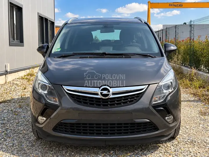 Opel Zafira 2013 photo 2