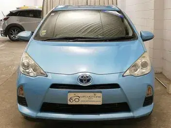 Toyota Aqua 2013 photo 5