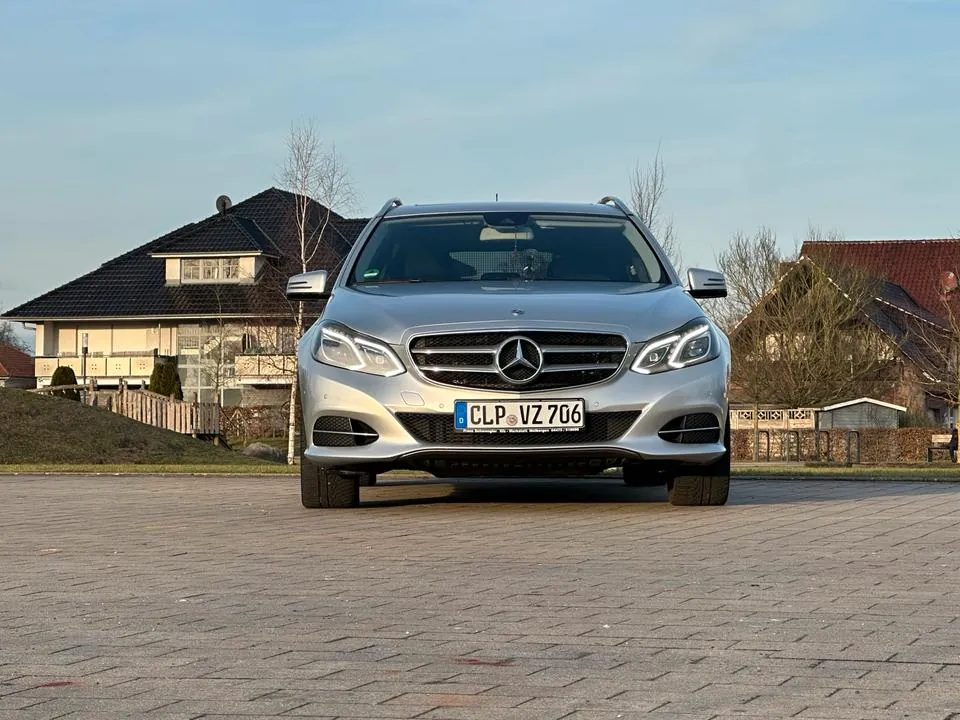 Mercedes-Benz E 250
