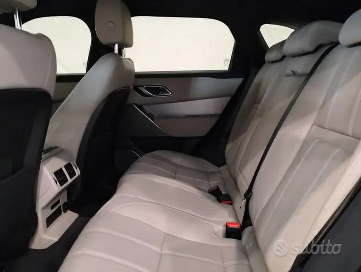 Land Rover Velar 2022 photo 5