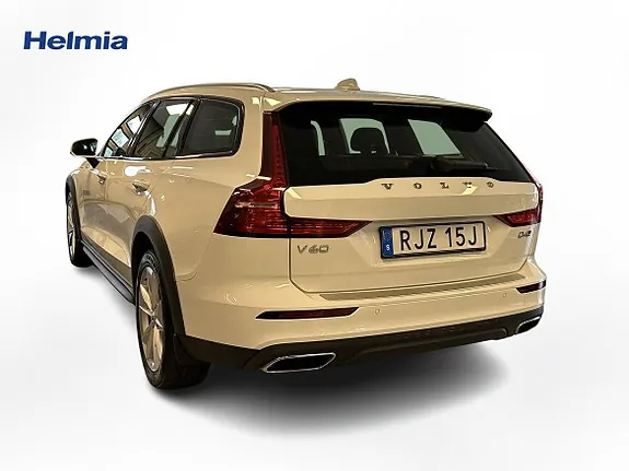 Volvo V60 Cross Country 2020 photo 3