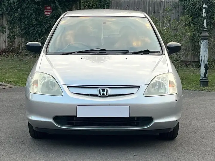 Honda Civic 2002 photo 4