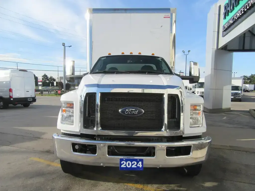 Ford F-750 2024 photo 4