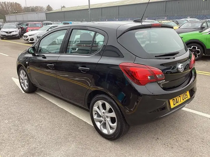 Vauxhall Corsa 2017 photo 2