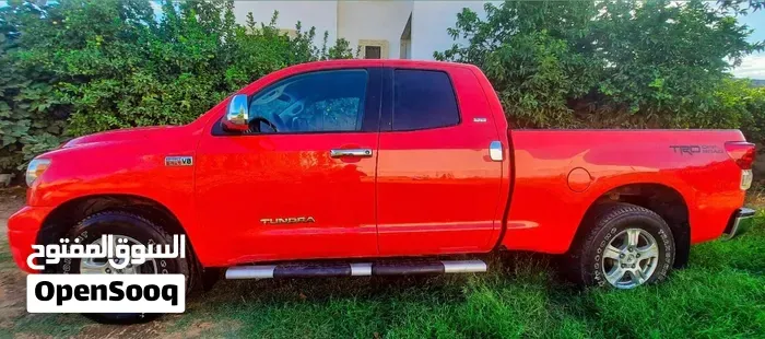 Toyota Tundra 2010 photo 2