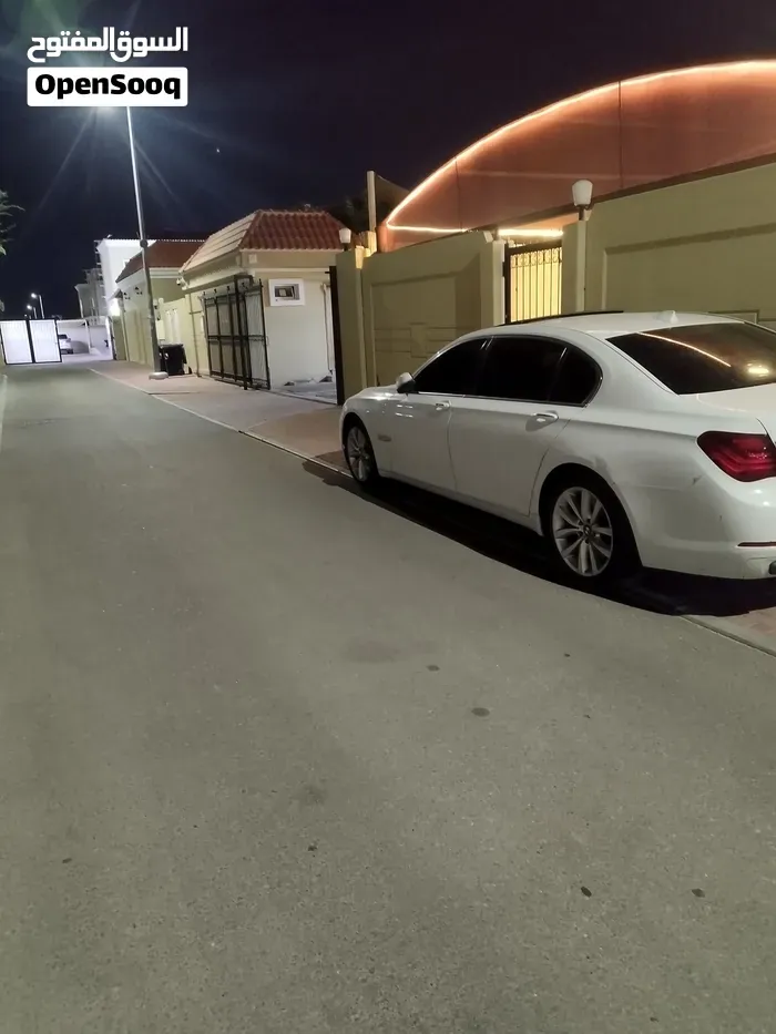 BMW 7 Series 2014 photo 2