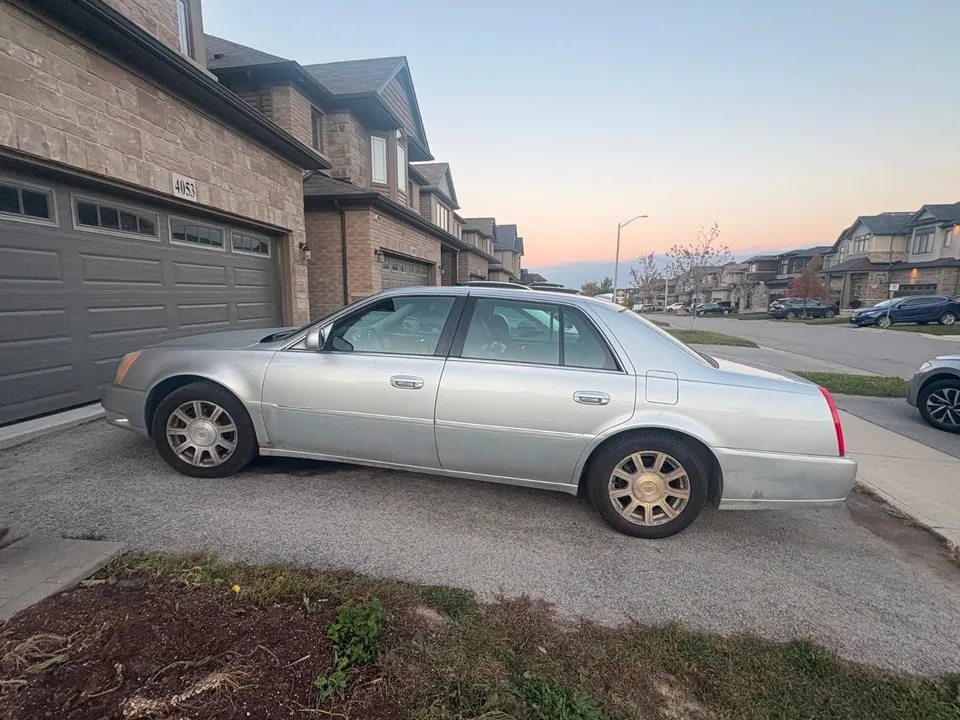Cadillac Dts