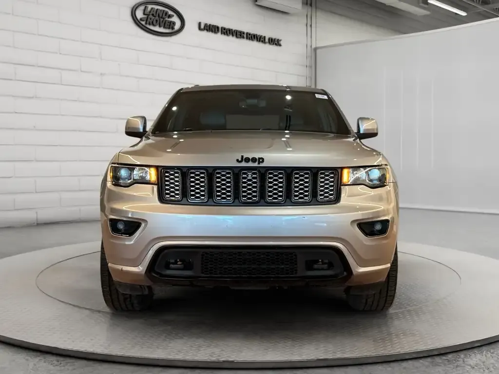 Jeep Grand Cherokee 2019 photo 2
