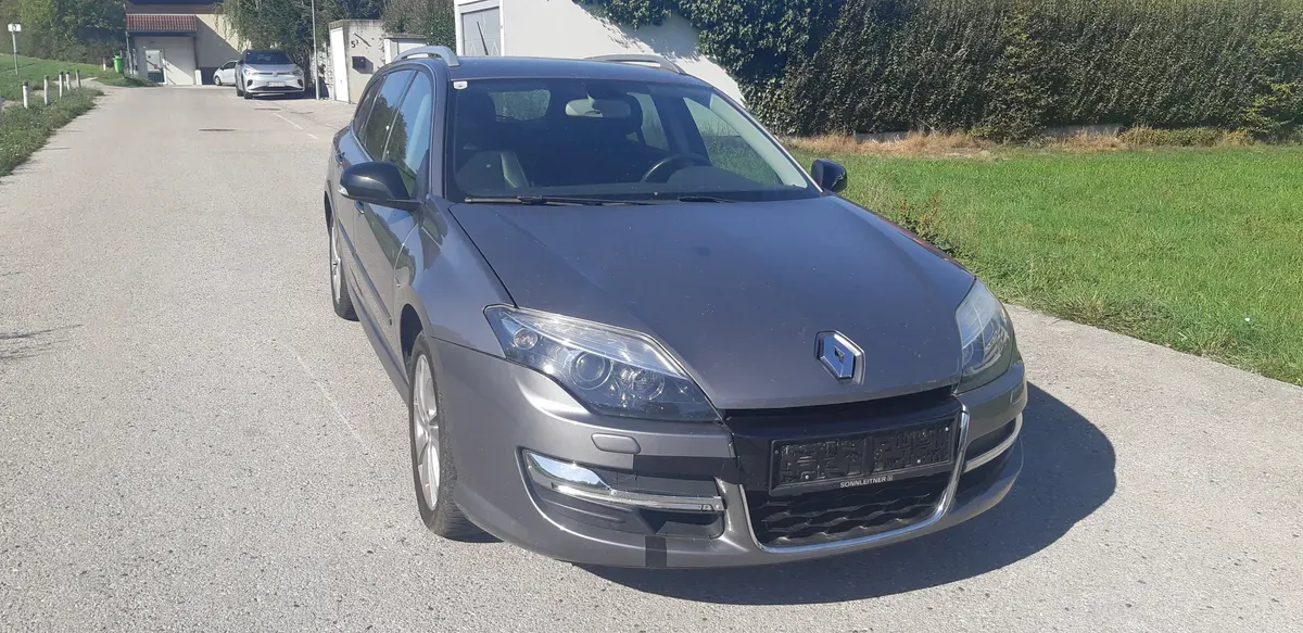 Renault Laguna 2015 photo 3