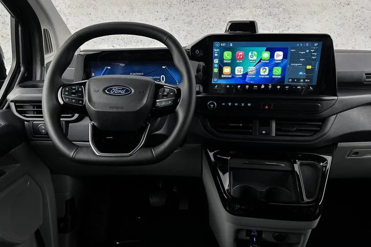 Ford E-Transit 2026 photo 2