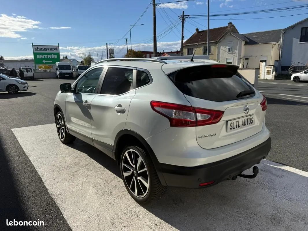 Nissan Qashqai 2015 photo 5