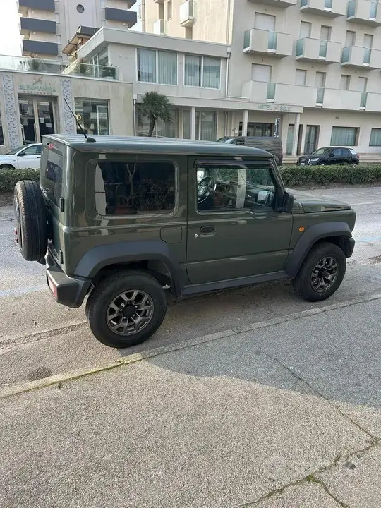 Suzuki Jimny 2024 photo 3
