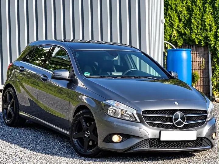 Mercedes-Benz A 180