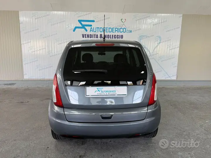 Lancia Musa 2011 photo 5