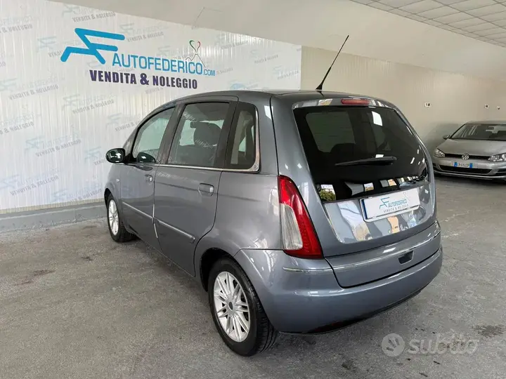 Lancia Musa 2011 photo 4