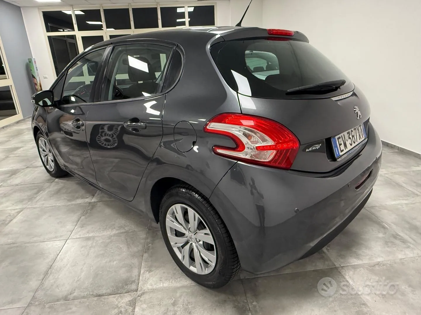Peugeot 208 2014 photo 4